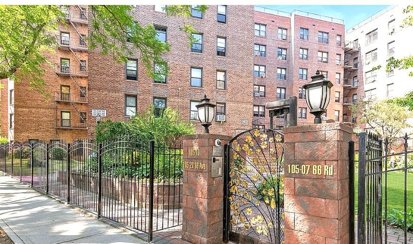 Co-op-apartment complex where a co op was sold in Forest Hills. Lillian Vucic also works in the neighborhood of Forest Hills. 10507 66th Rd APT 4G, Forest Hills
